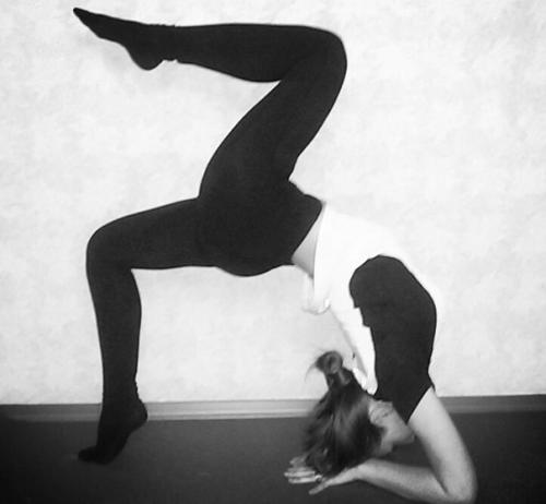 Всем привет! Меня зовут надейкина олеся. 01 Всем привет! Меня зовут надейкина олеся. 01