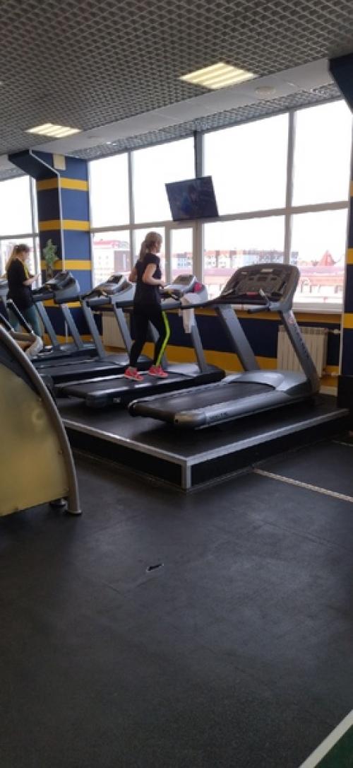 Часто мы принимаем одни и те же позы и достаточно долго в них находимся. 02