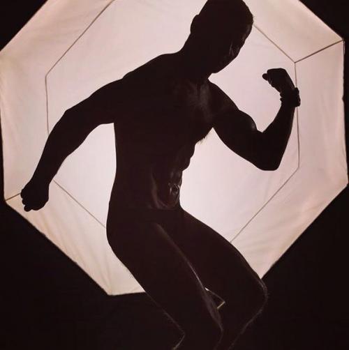 Я - тренер, многие говорят что я классно тренирую и результат приходит очень быстро. 01