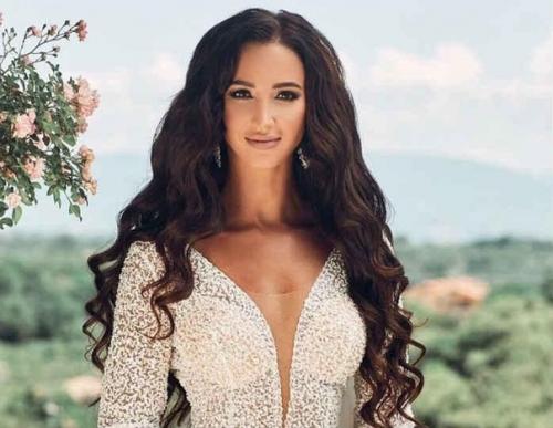 Олю Бузову признали самой сексуальной женщиной России. 04