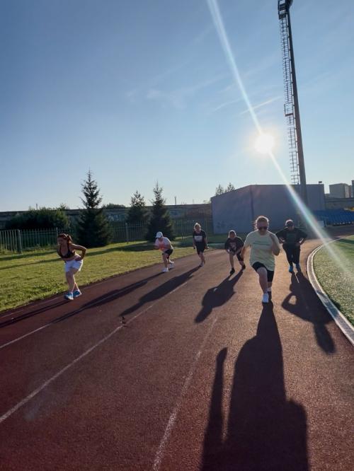 Это был бомбический и очень кайфовый сезон фитнес - тренировок на свежем воздухе. 05