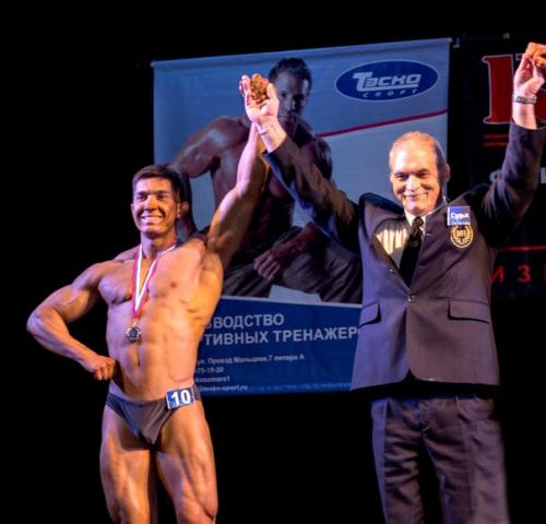 В одиночку невозможно набрать форму, которой бы вы смогли гордиться? 01