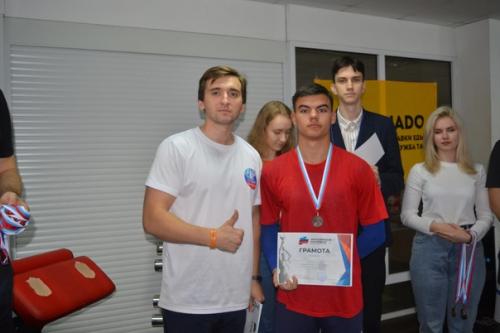 Представители лгпу заняли призовые места в соревнованиях по стрит - лифтингу. 01 Представители лгпу заняли призовые места в соревнованиях по стрит - лифтингу. 01