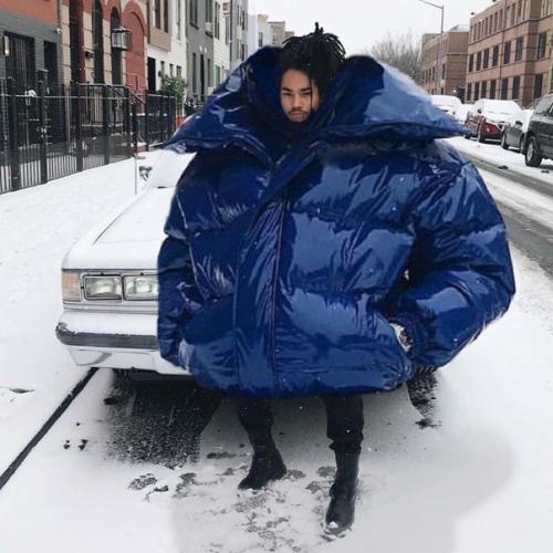 Это же лучший пуховик, чтобы скрыть весь жирок! 02