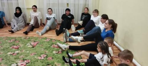 Фитнес - зарядка с любовью ко дню матери! 01