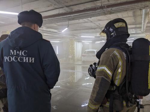 В здании фитнес-клуба GW - Fitness прошла тренировочная эвакуация с привлечением пожарно - спасательной техники. 07