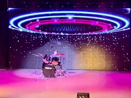 Дорогие женщины, милые мамы, всех вас с днём матери поздравляет районный центр внешкольной работы с. выльгорт. 01