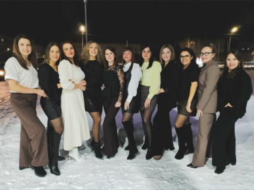 Девчонки, наша фитнес - компания - это не просто тренировки, это сила, упорство, регулярность, дружба, поддержка, любовь. 02