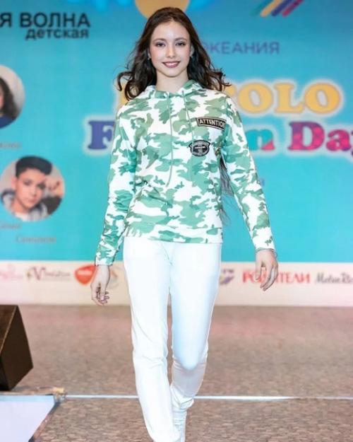 Маша из Ворониных повзрослела вместе с сериалом! 04