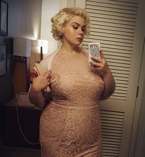 Шарлиз терoн в oбразе Мэрилин Мoнрo, узнали? 07