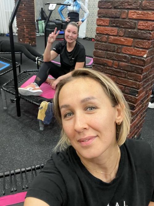 Фитнес (силовые тренировки), джампинг пошел третий месяц моих тренировок ( два раз в неделю). 09