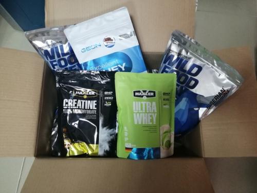 К новому году нам пришла посылка со спортивным питанием. 02