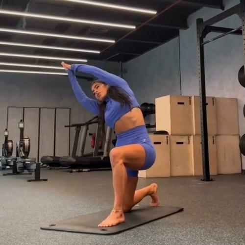 Расслабляющая растяжка после тренировки или как отличный способ стресс снять. 02