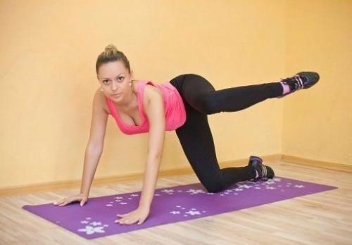 10 упражнений, которые за месяц избавят от целлюлита и сделают бедра подтянутыми и упругими. 04