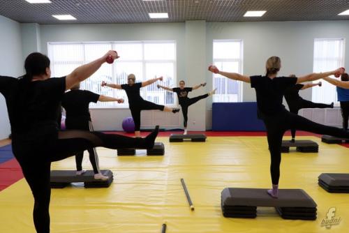 Физкультурно - оздоровительный комплекс Фатеж стал притяжением для многих жителей района. 06