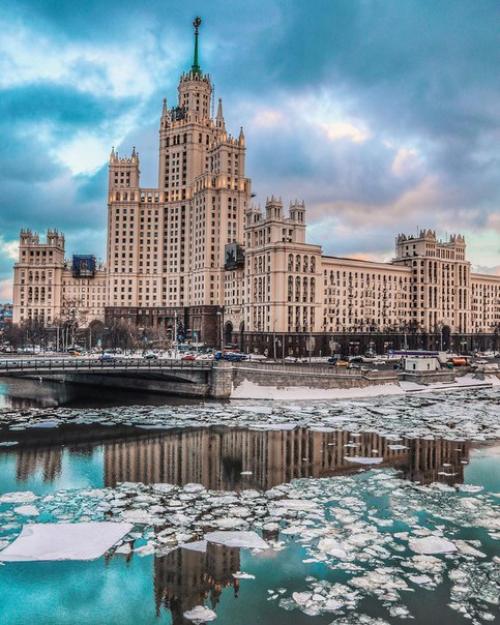 Легенды и мифы сталинских высоток. 01