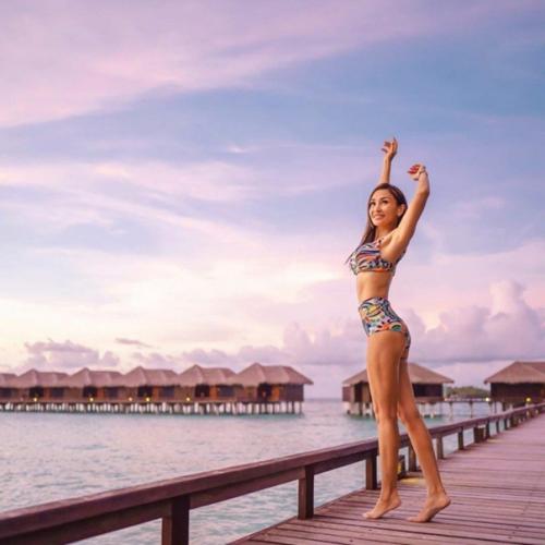 Как здорово девушка привела себя в форму! 03