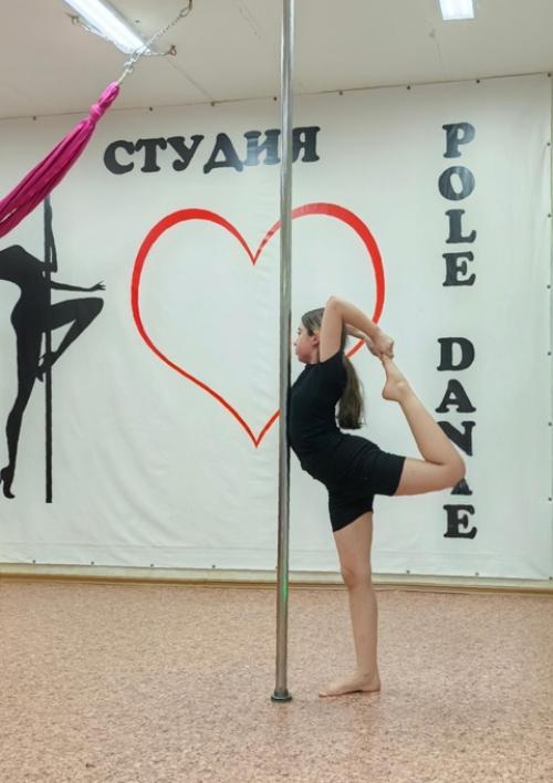 Регулярная растяжка делает мышцы гибкими и эластичными, убирает скованность в движениях. 06