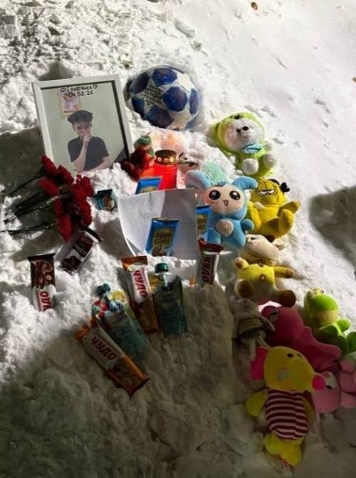 В Тюмени 9-летний мальчик упал с многоэтажки и погиб. 02