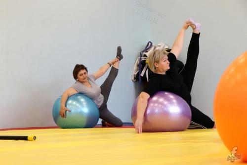 Физкультурно - оздоровительный комплекс Фатеж стал притяжением для многих жителей района. 03