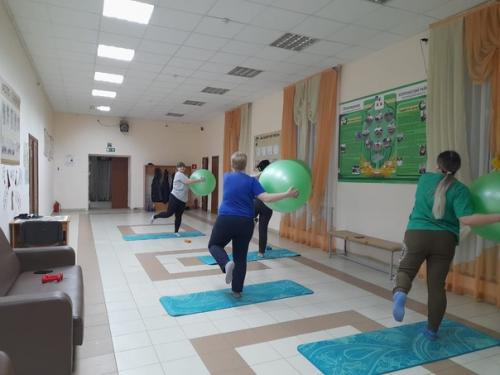 В ломовском доме культуры прошла фитнес тренировка В Здоровом Теле. 02