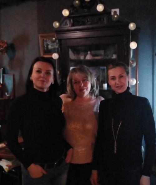 Наша северная троица королевыбизнеса за домашним бонусным заданием. 02