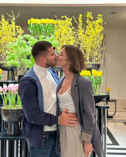 Алекса, отбившая дайчева у беременной невесты: Увела Любимого Мужа и Отца Нашей Дочери от Несчастной Жизни. 01 Алекса, отбившая дайчева у беременной невесты: Увела Любимого Мужа и Отца Нашей Дочери от Несчастной Жизни. 01