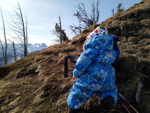 Пятница!  Выпадает свободный день, погода обещает. 02