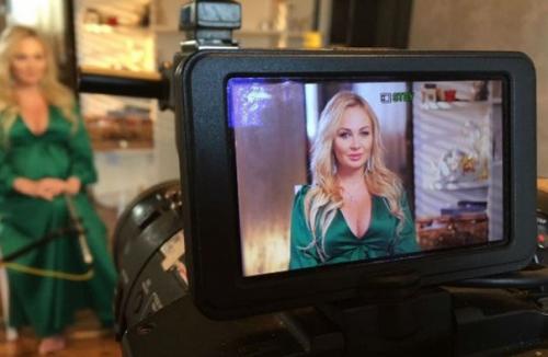 Дарья пынзарь в интервью призналась, что сильно изменилась и не исключает после родов визит к пластическому хирургу. 02