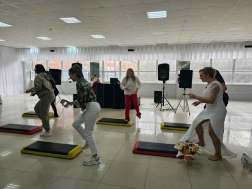 А в ленте фитнеса, свадьба. 05