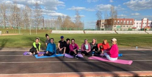 Продуктивное воскресенье.   Утром мощная аквааэробика, а вечером интенсивная интервальная тренировка на свежем воздухе. 01