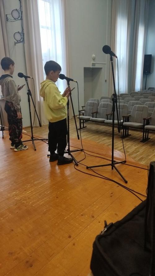 Работа с населением, детьми, приобщение людей к искусству, к народным национальным традициям, это главная цель работников культуры. 03