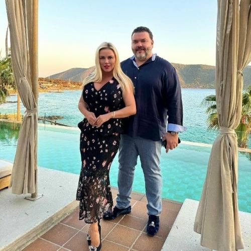 Анна Семенович об отношениях с возлюбленным Денисом шреером рассказала.

