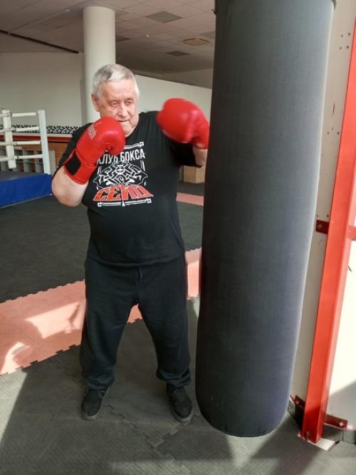 В петрозаводском доме - интернате для ветеранов продолжаются занятия спортом! 02