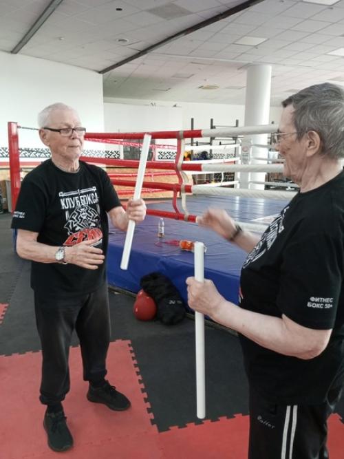 В петрозаводском доме - интернате для ветеранов продолжаются занятия спортом! 09