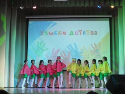 19 мая в РДК Металлург состоялся праздничный концерт, посвящённый областному дню детства. 07