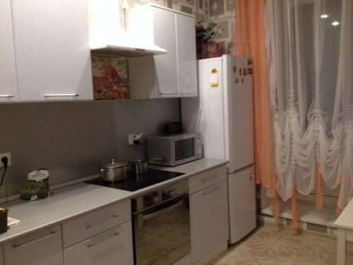 Съезжаю из свой любимой комнаты, поэтому срочно ищу себе замену. 03