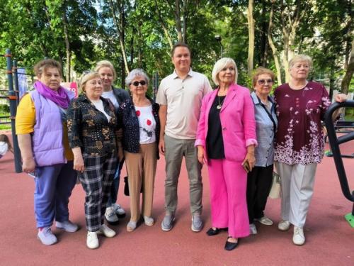 Лето в Москве: заряжаемся энергией на фитнес - разминке! 03 Лето в Москве: заряжаемся энергией на фитнес - разминке! 03