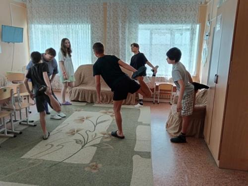 Утро в отделении Временный Приют, как всегда начинается весело и бодро. 03