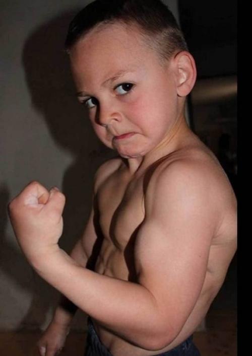 Как вам такой спортивный мальчик? 01