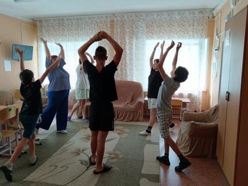 Утро в отделении Временный Приют, как всегда начинается весело и бодро. 01