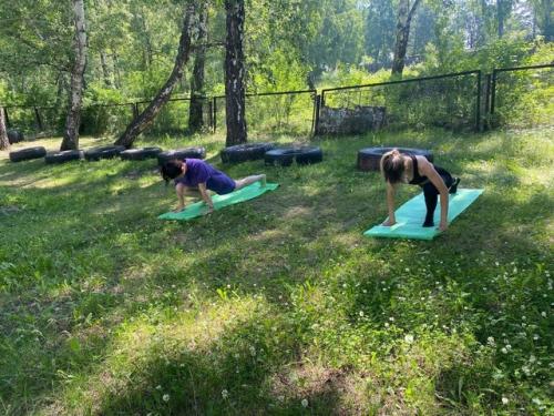 Деньмолодёжи 2024.  Утренняя фитнес - тренировка на открытом воздухе - что может быть лучше? 05