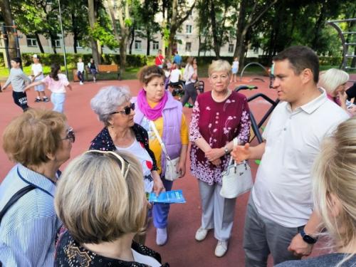 Лето в Москве: заряжаемся энергией на фитнес - разминке! 04 Лето в Москве: заряжаемся энергией на фитнес - разминке! 04