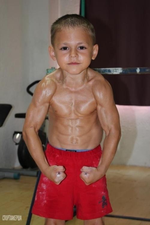 Как вам такой спортивный мальчик? 02