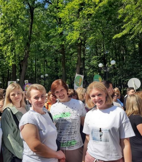 10 000 шагов к жизни- под таким названием 25 июня в городском парке прошла всероссийская акция, приуроченная ко дню молодёжи. 03