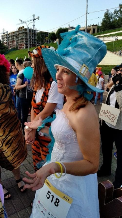 Вчера в Ижевске прошел незабываемый праздник для всех любителей бега - ночной забег Беги со Мной. 01