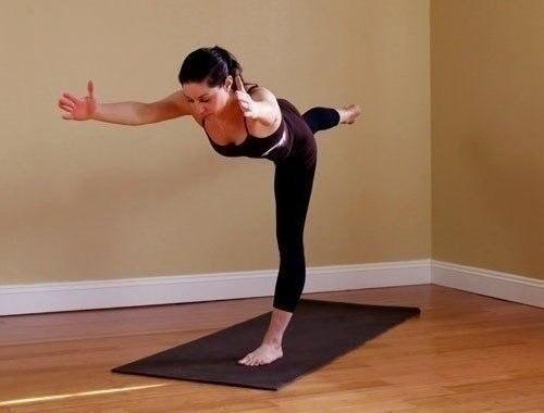 9 поз йоги для тонкой талии. 05