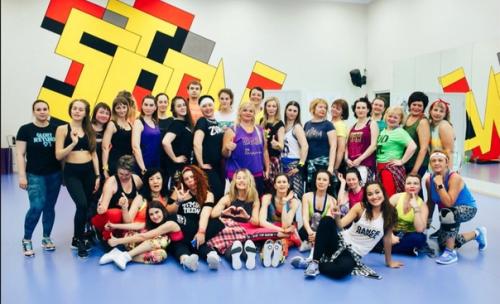 Однажды наступает момент, когда оттягивая его каждый раз, ты понимаешь, что пора пора поблагодарить и рассказать о своих планах. 09