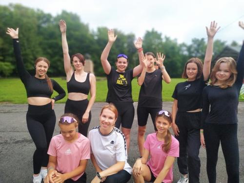 3 августа в кингисеппском парке романовка прошла бесплатная открытая тренировка 3D - фитнес от Центра Женского и Детского ФитнесаActive. 01