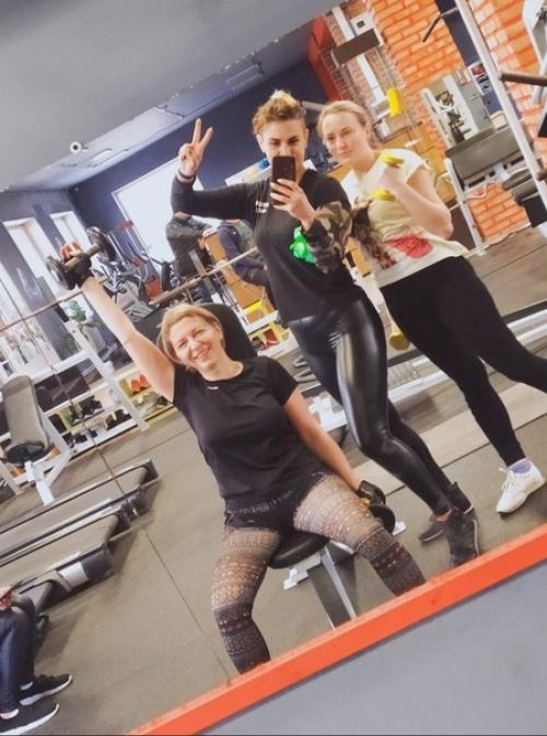 * Опыт работы в сфере фитнеса более 5 лет. 08